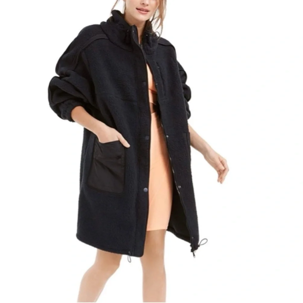 Free People Movement Glacier Long Black Snap Closure Fleece Jacket Coat M $168 - Picture 3 of 8